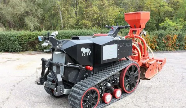 Black Shire RC 3075