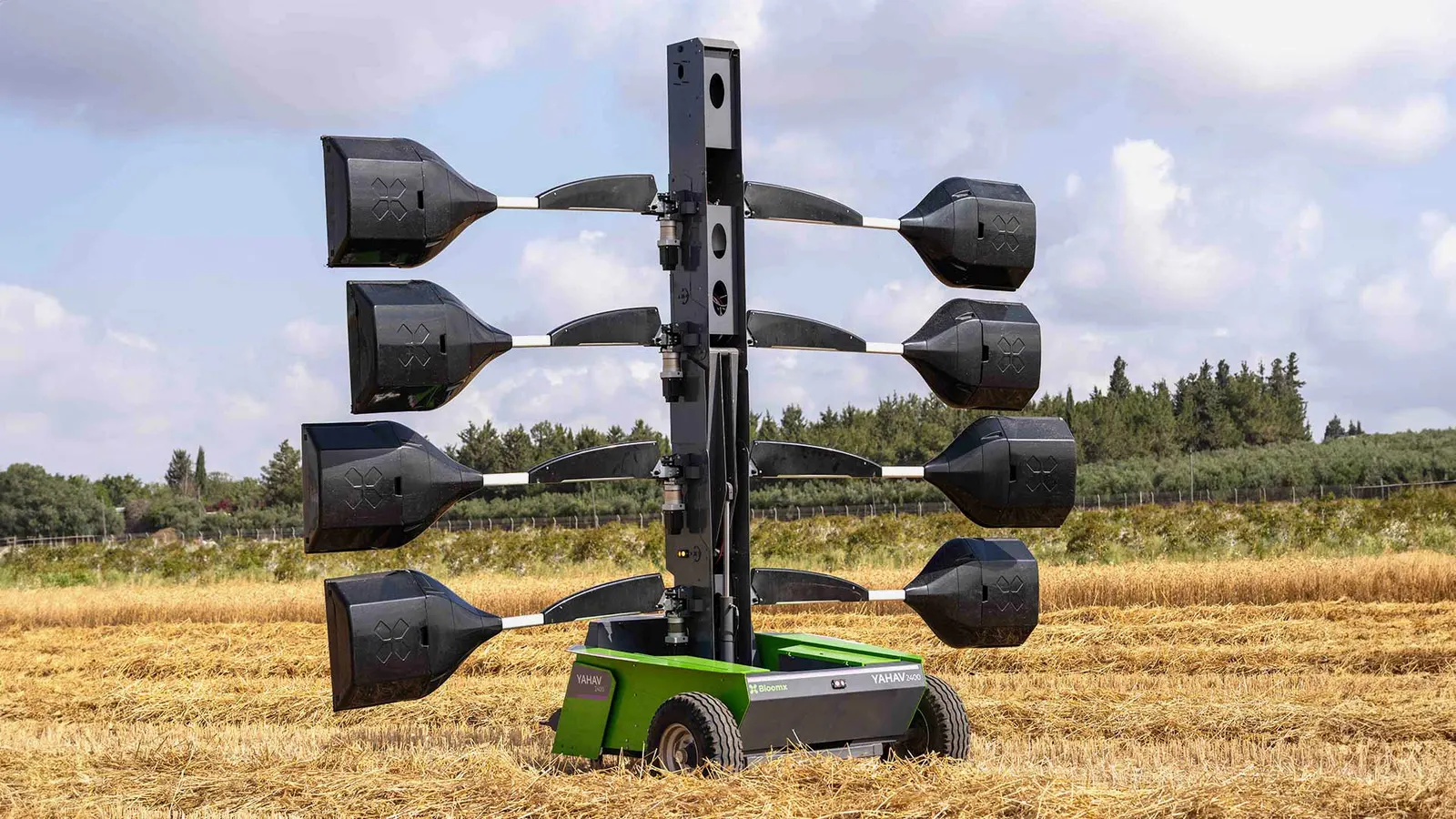 YAHAV 2400 in a stubble field
