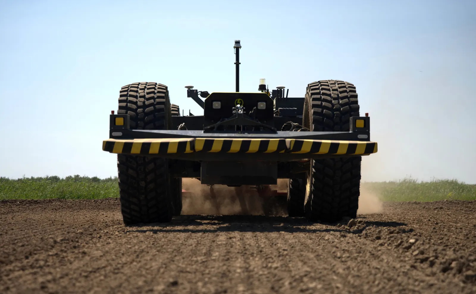 EOX Tractor